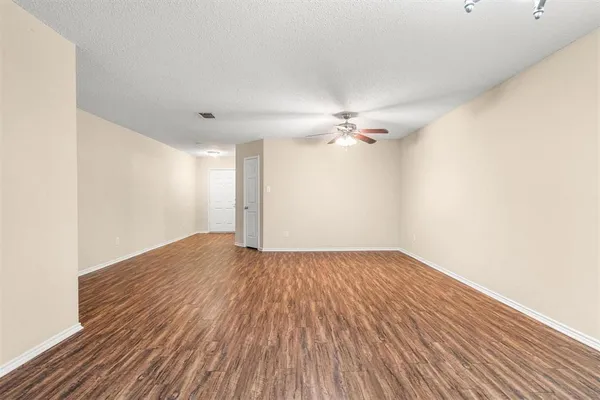 $2,200 | 3516 Clydesdale Drive, Denton, TX 76210
