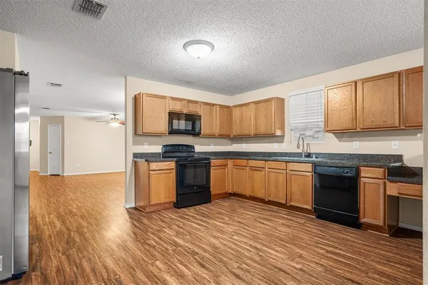 $2,200 | 3516 Clydesdale Drive, Denton, TX 76210