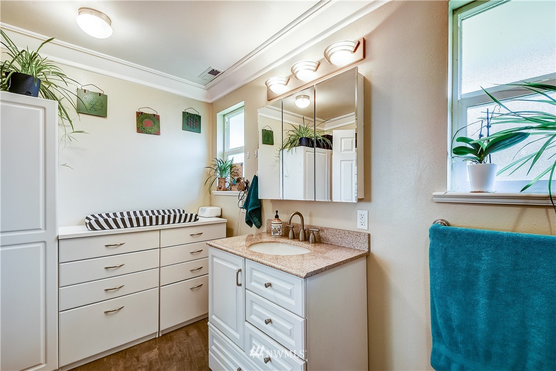 8426 Vernon Road Lake Stevens, WA 98258 - Photo 12 of 28 Gallery Image 12