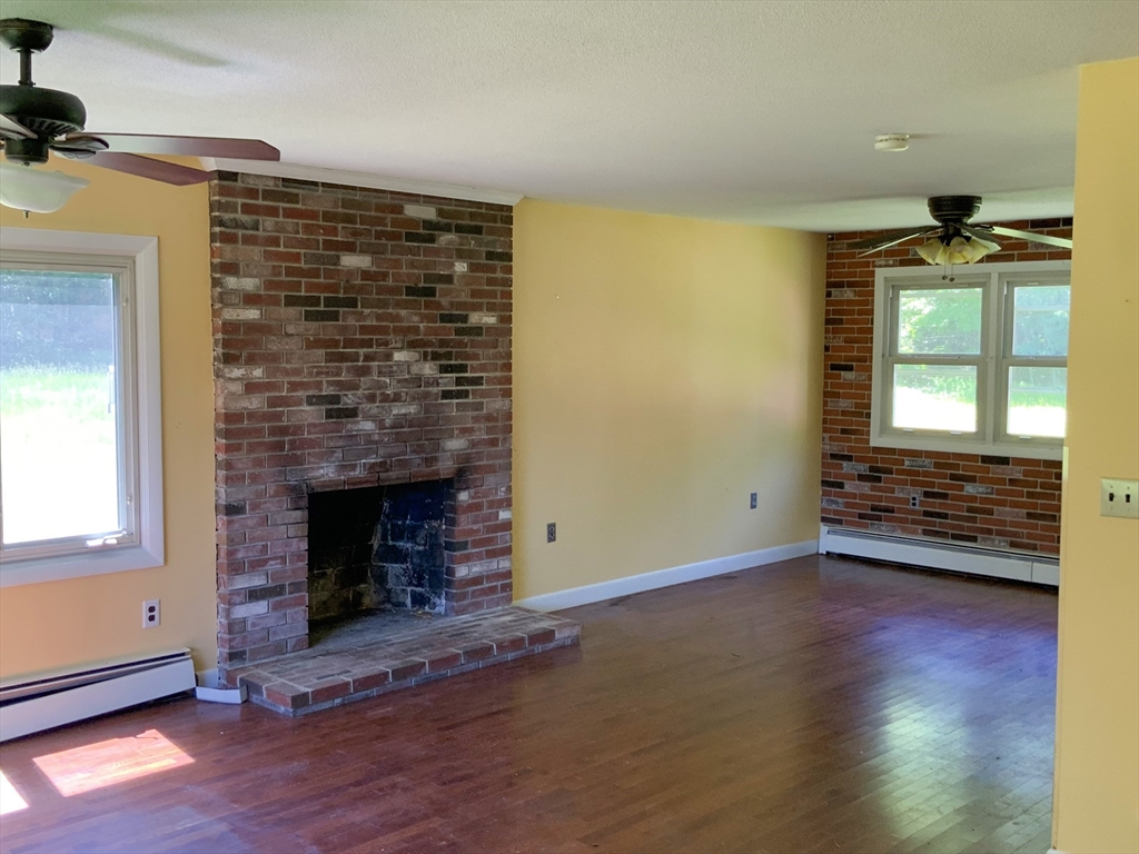 12 Old County Road Westminster, MA 01473 - Photo 17 of 23