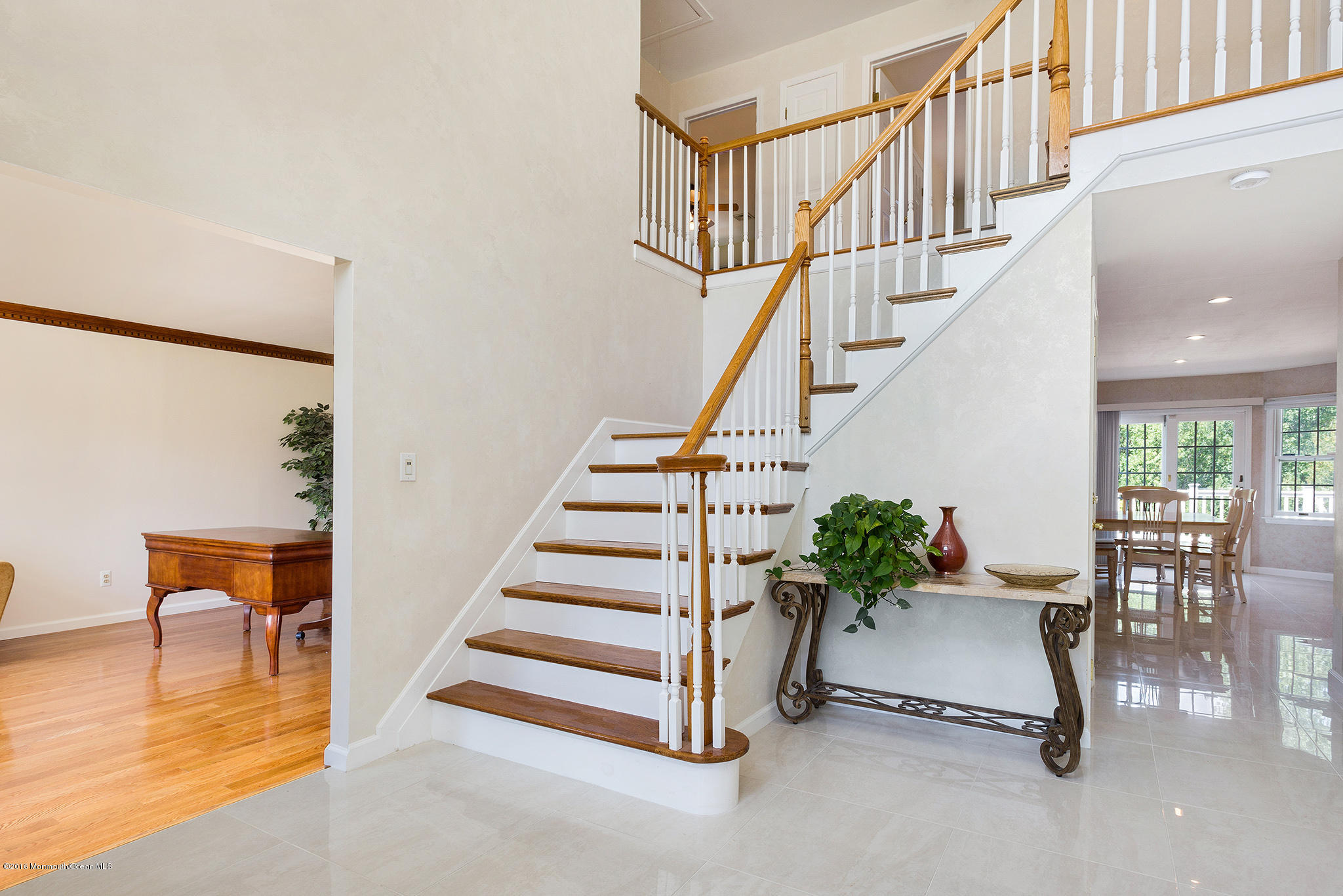 43 Cambridge Road Freehold, NJ 07728 - Photo 4 of 25 Redfin Kathy Froelich - 43 Cambridge Rd,