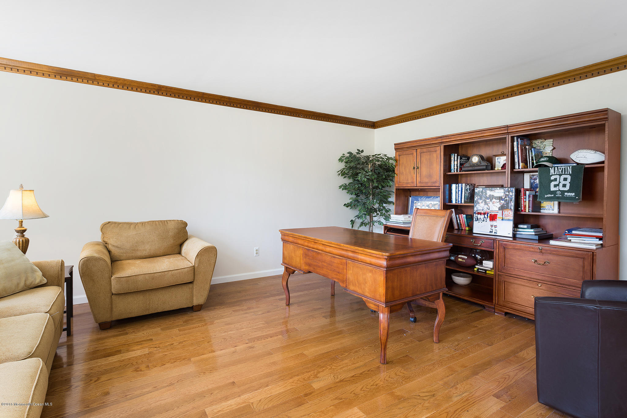 43 Cambridge Road Freehold, NJ 07728 - Photo 5 of 25 Redfin Kathy Froelich - 43 Cambridge Rd,