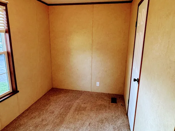 $39,999 | 238 Dewey Street, Urbana, IL 61802