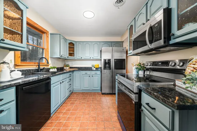 $800,000 | 3840 Mt Atlas Lane, Haymarket, VA 20169