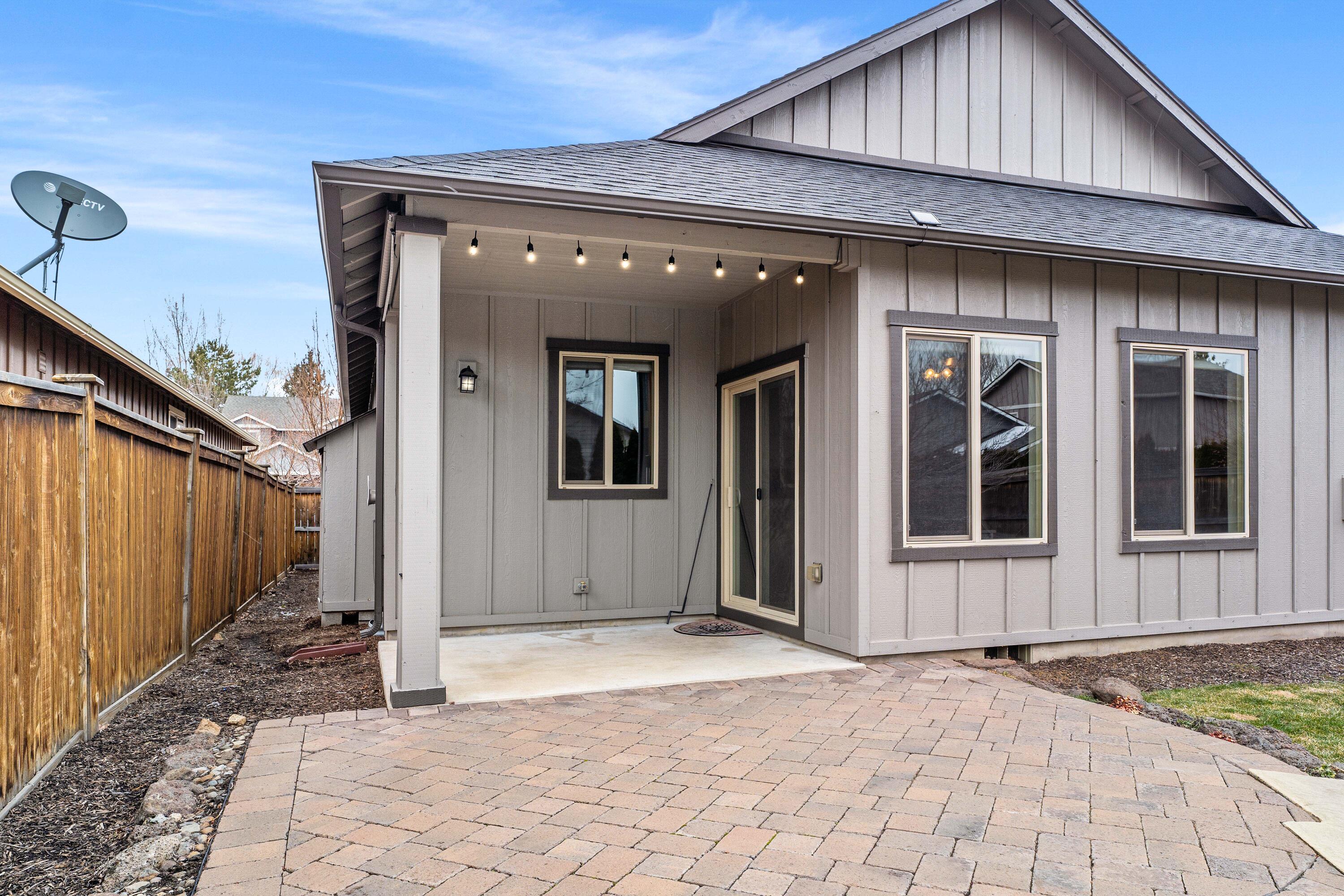 3167 Yellow Ribbon Drive Bend, OR 97701 - Photo 37 of 38 42-Exterior Rear