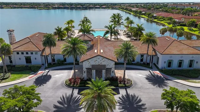 $3,900 | 139 Maraviya Boulevard, Nokomis, FL 34275