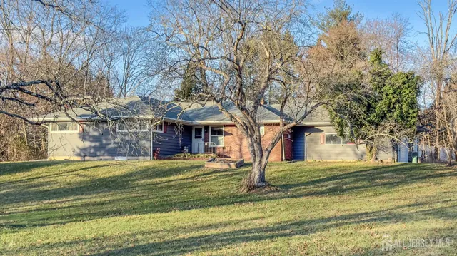 $550,000 | 93 Mosher Road, Princeton, NJ 08540