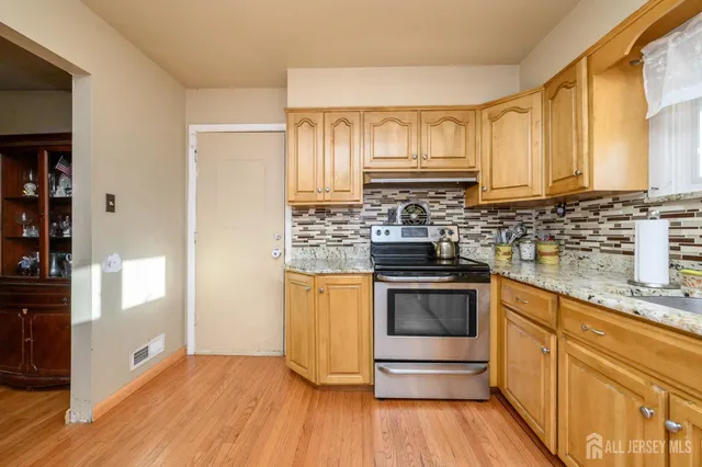 $550,000 | 93 Mosher Road, Princeton, NJ 08540