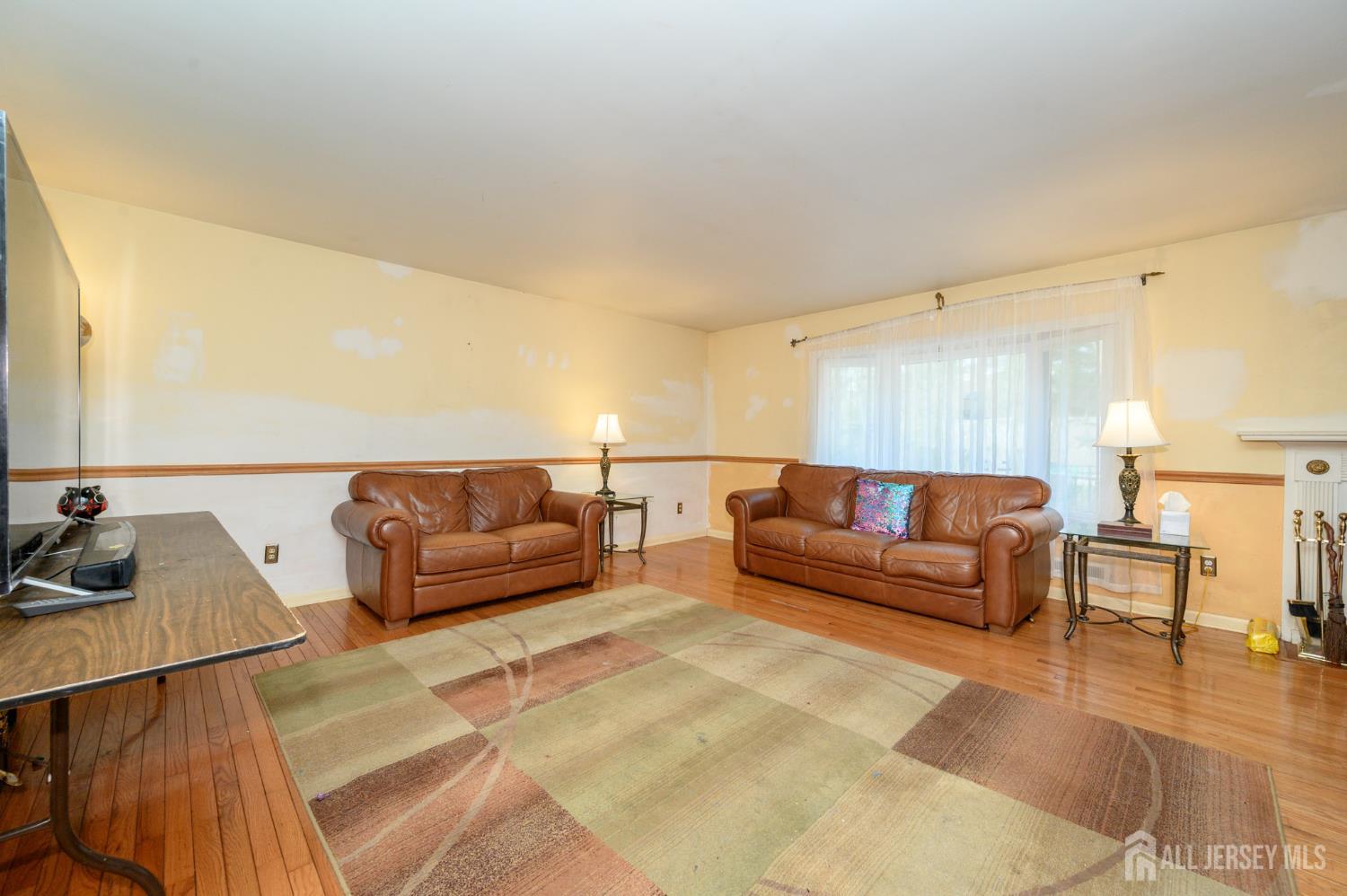 93 Mosher Road Princeton, NJ 08540 - Photo 4 of 35