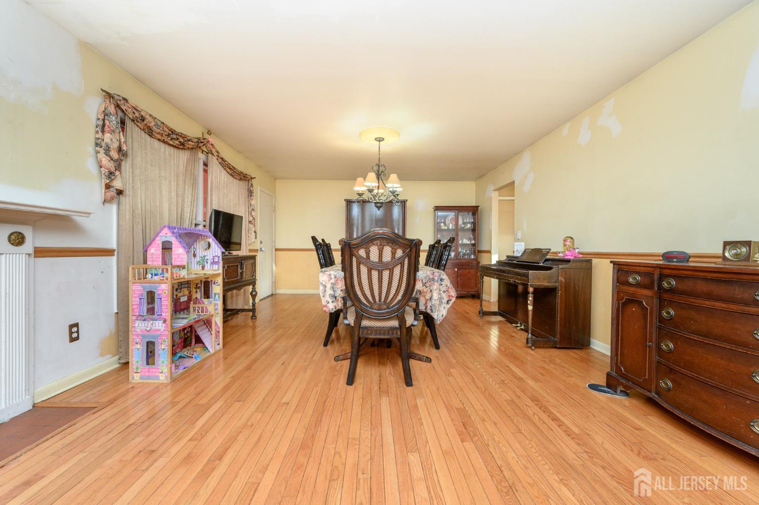 93 Mosher Road Princeton, NJ 08540 - Photo 7 of 35