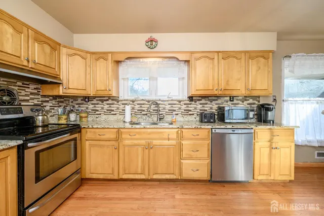 $550,000 | 93 Mosher Road, Princeton, NJ 08540