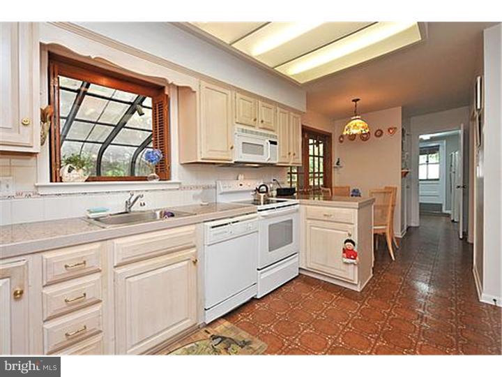 1881 Dillon Road Ambler, PA 19002 - Photo 8 of 25 Kitchen