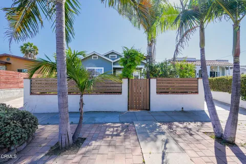 $1,699,000 | 3958 Seneca Avenue, Los Angeles, CA 90039
