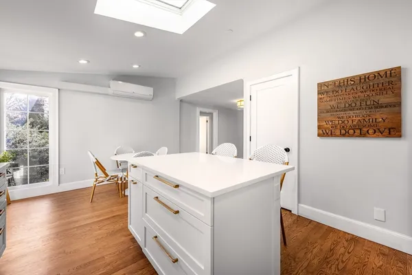 $880,000 | 8 Clifton Road, Natick, MA 01760