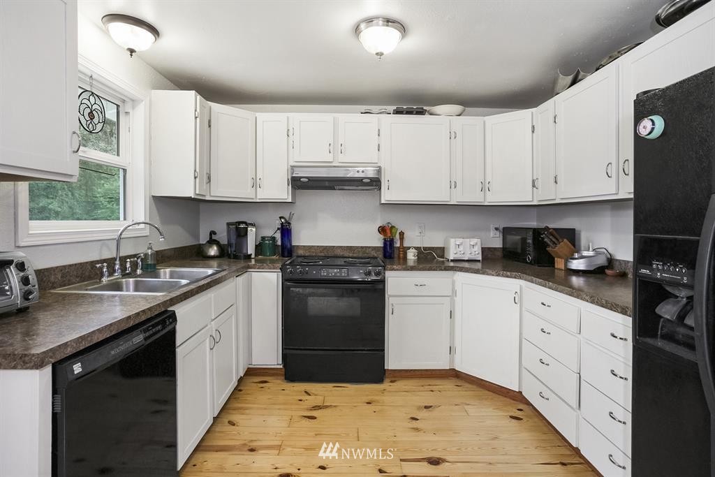 11175 Ridge Rim Trail Southeast Port Orchard, WA 98367 - Photo 19 of 25 Gallery Image 19
