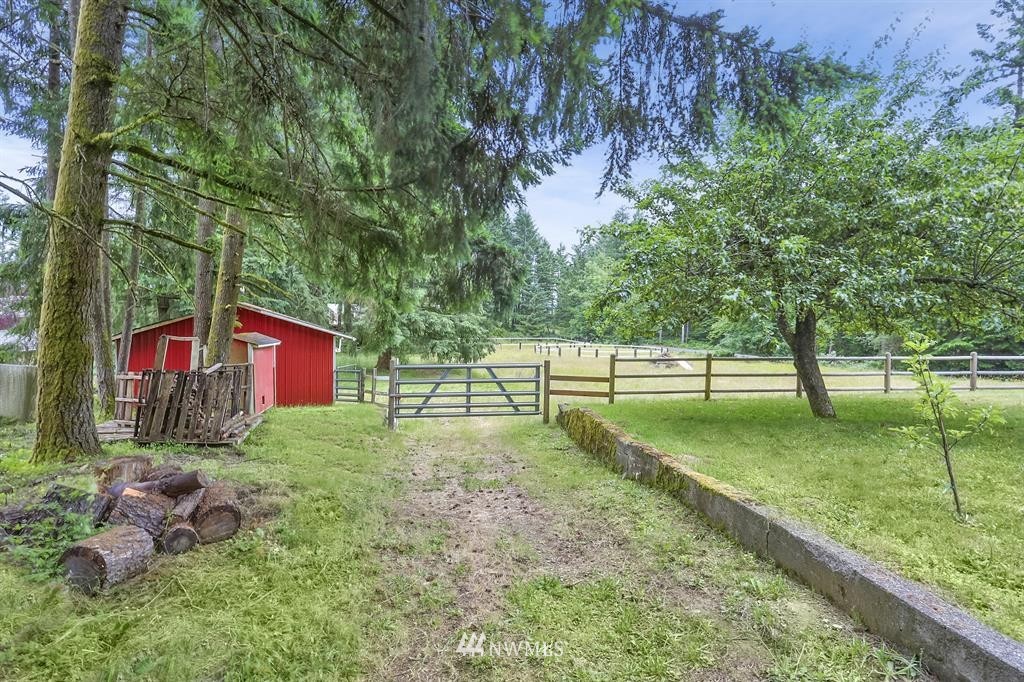 11175 Ridge Rim Trail Southeast Port Orchard, WA 98367 - Photo 5 of 25 Gallery Image 5