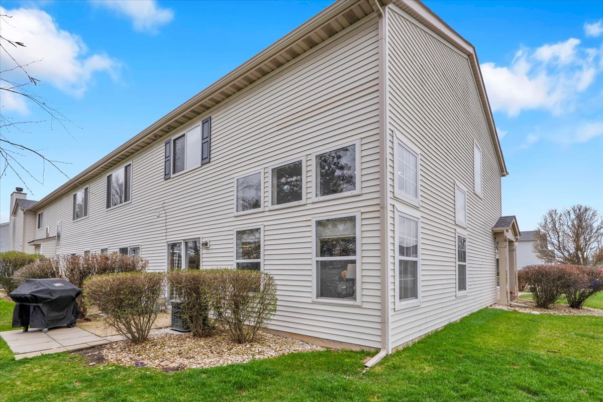 16501 Nottingham Court Lockport, IL 60441 - Photo 38 of 44