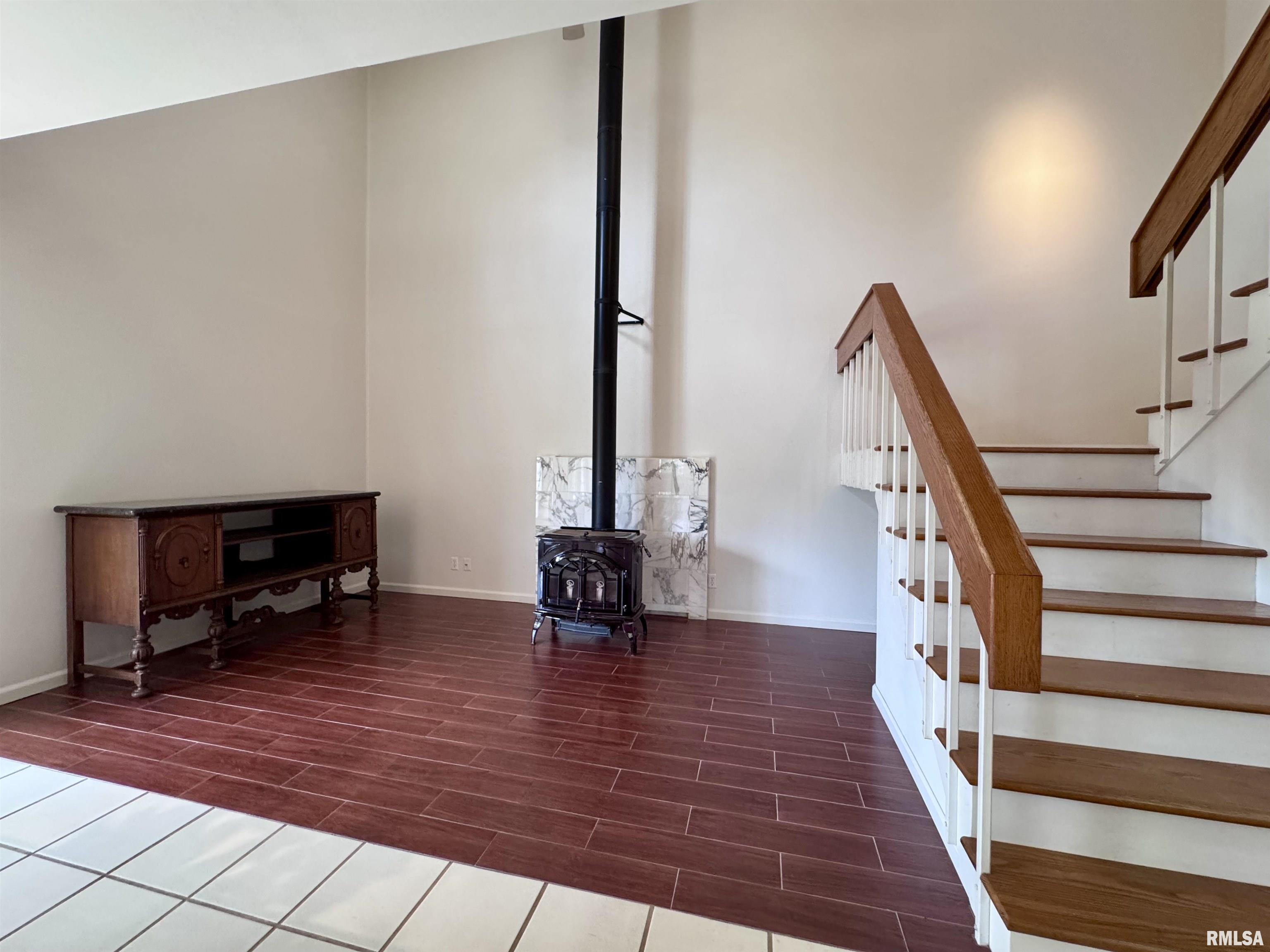 12740 North 1050th Road Macomb, IL 61455 - Photo 10 of 43 Gallery Image 10