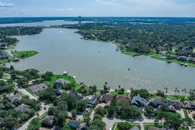 $7,000 | 1623 Lake Arbor Drive, El Lago, TX 77586