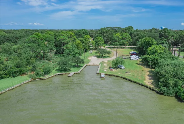 $7,000 | 1623 Lake Arbor Drive, El Lago, TX 77586