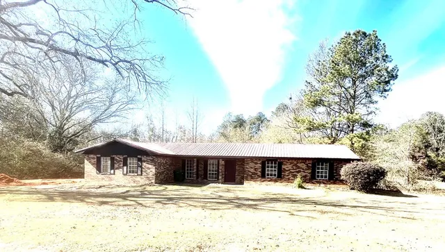 $249,000 | 160 Auburn Drive Southwest, Bogue Chitto, MS 39629