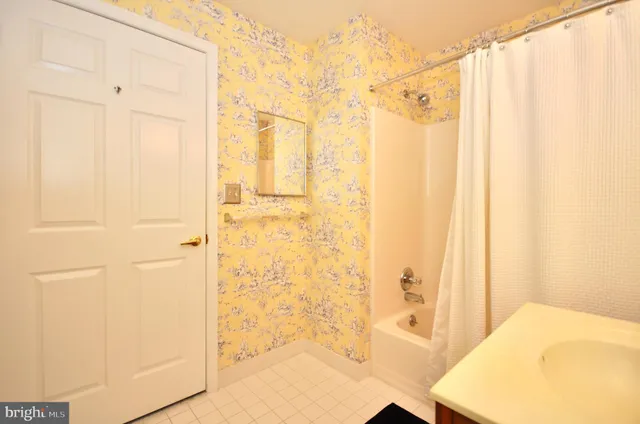 $339,999 | 42 West College Avenue, Unit 324, Yardley, PA 19067