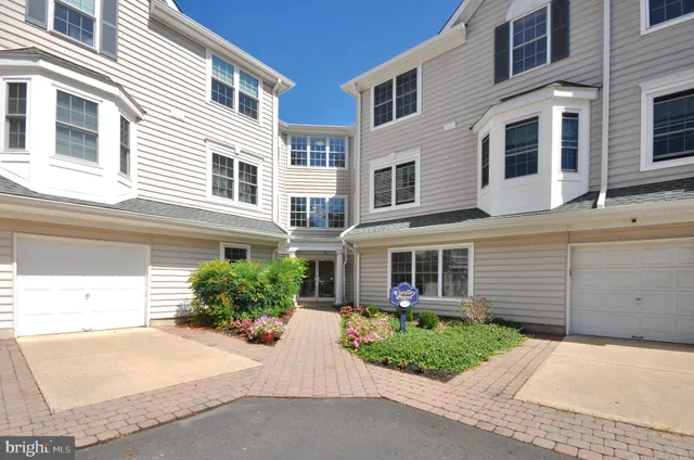 $339,999 | 42 West College Avenue, Unit 324, Yardley, PA 19067