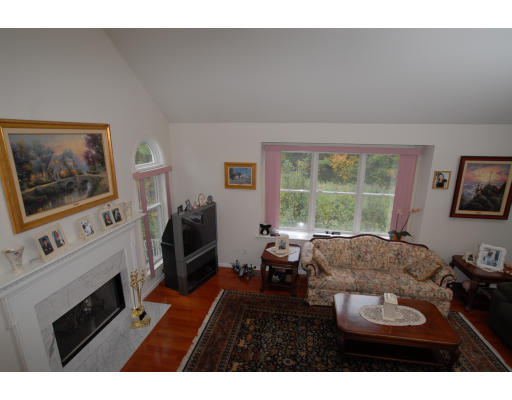 40 Aldrich Road Canton, MA 02021 - Photo 3 of 12 Gallery Image 3