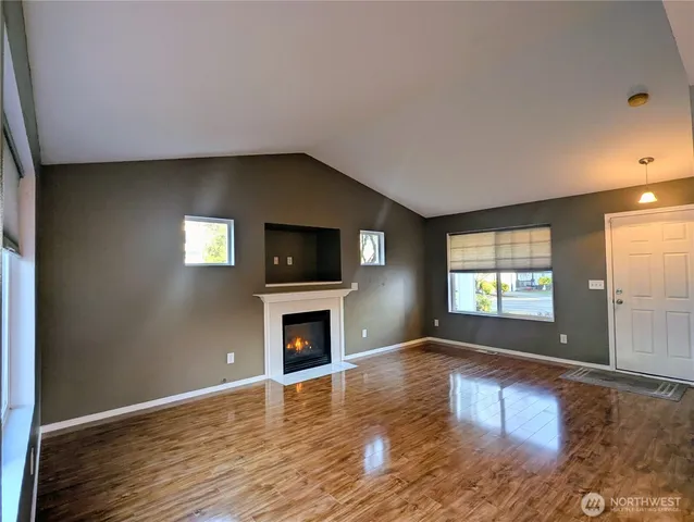 $3,300 | 4910 147th Place Southeast, Snohomish, WA 98296