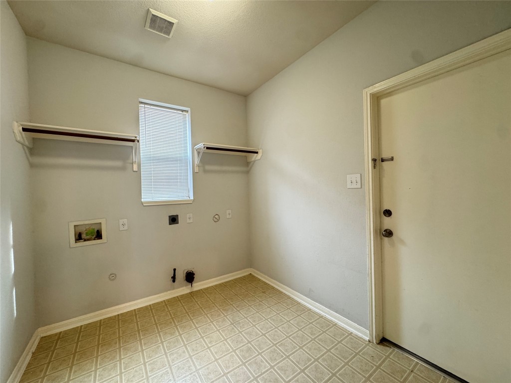3404 Bratton Ridge Crossing Austin, TX 78728 - Photo 20 of 25 a view of an empty room