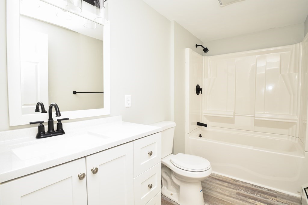 32 Brook Street Webster, MA 01570 - Photo 13 of 25