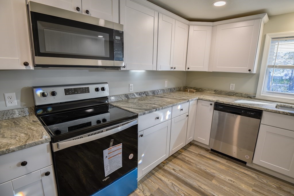 32 Brook Street Webster, MA 01570 - Photo 10 of 25