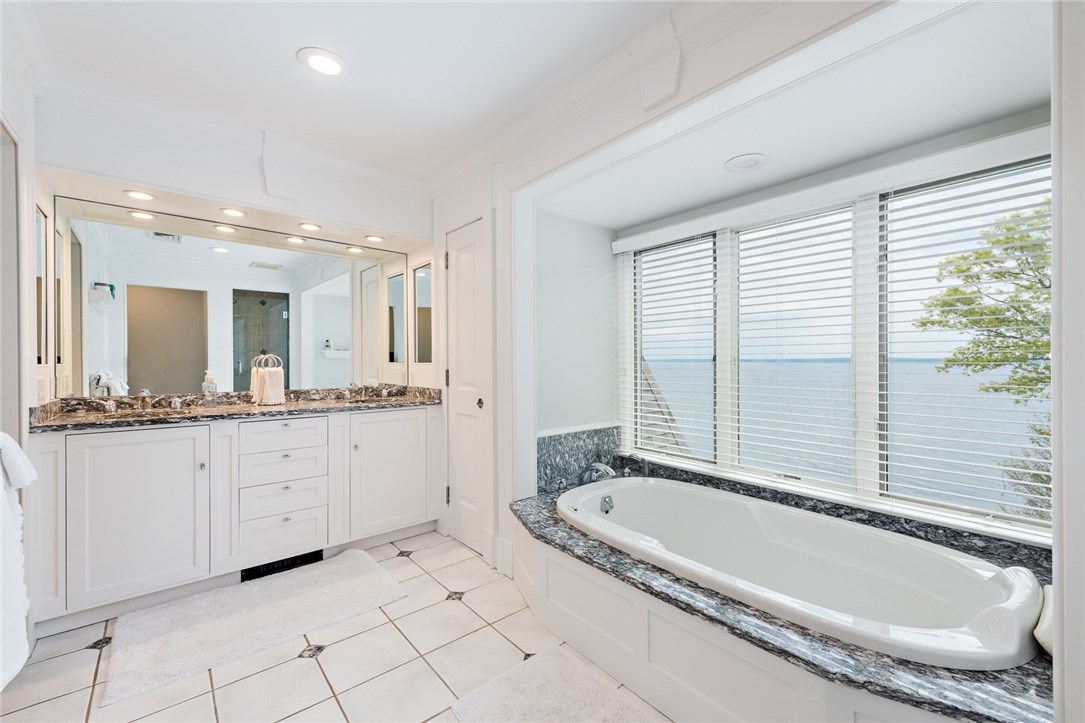 30 Angell Court Warwick, RI 02889 - Photo 18 of 40