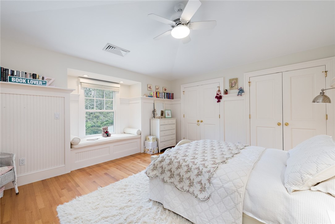 30 Angell Court Warwick, RI 02889 - Photo 19 of 40