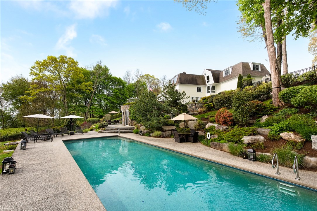 30 Angell Court Warwick, RI 02889 - Photo 33 of 40