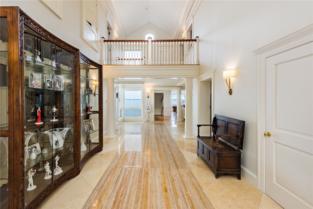 30 Angell Court Warwick, RI 02889 - Photo 6 of 40