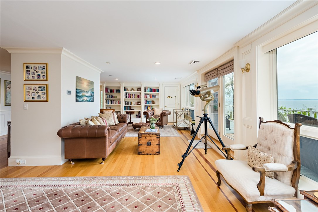 30 Angell Court Warwick, RI 02889 - Photo 10 of 40