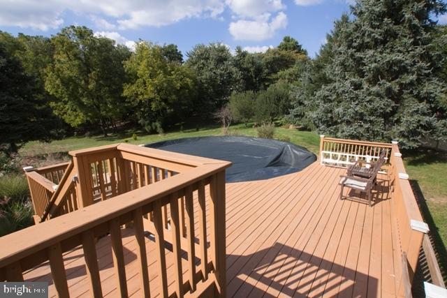311 Farm Del Circle Lititz, PA 17543 - Photo 30 of 35