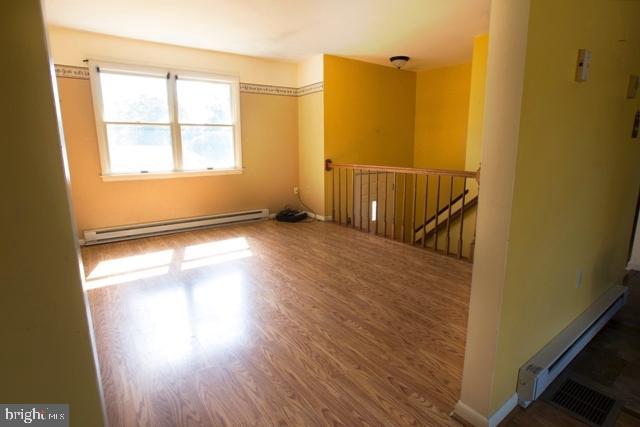 311 Farm Del Circle Lititz, PA 17543 - Photo 9 of 35