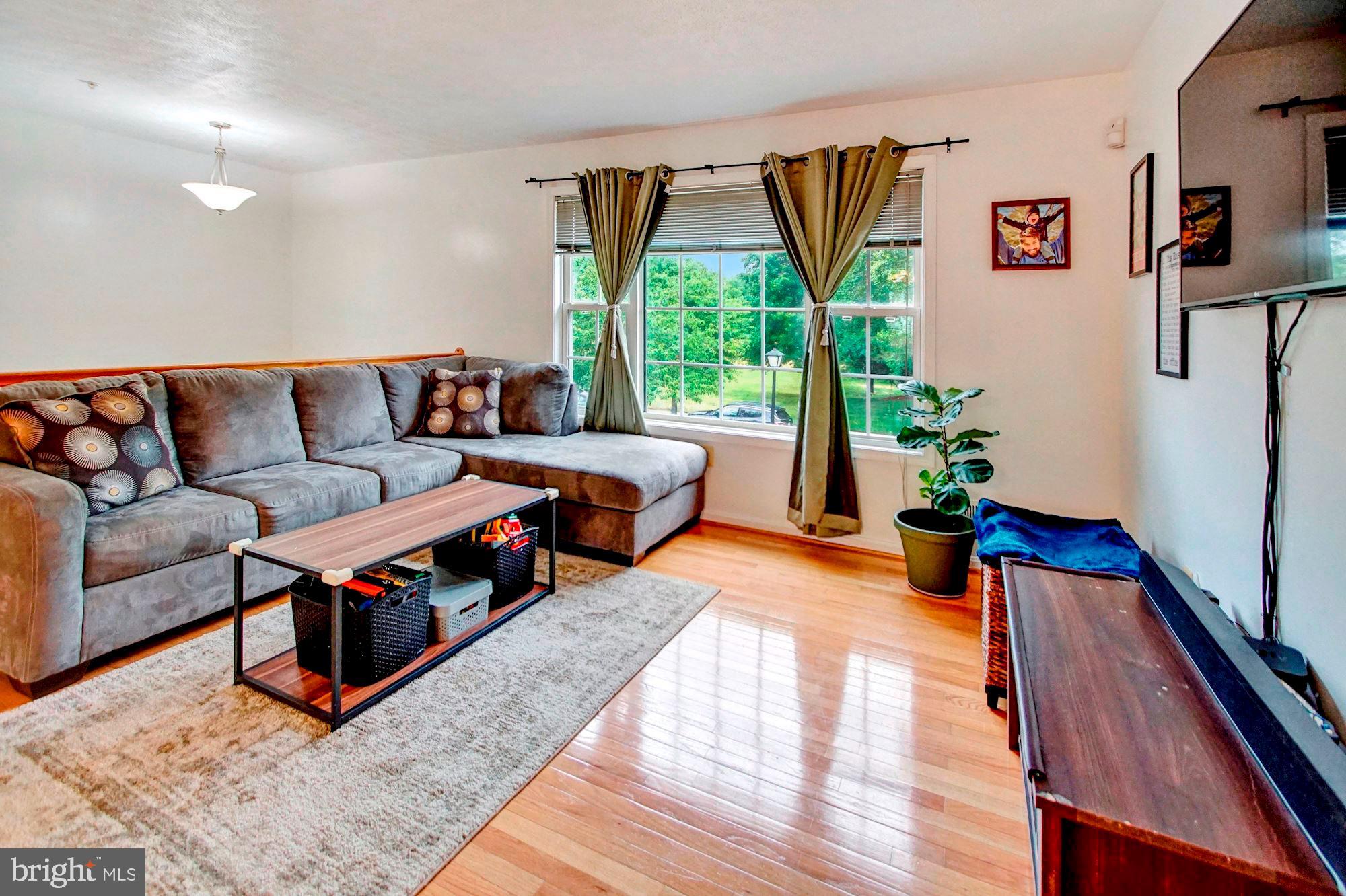 12122 Birchview Drive Clinton, MD 20735 - Photo 4 of 28