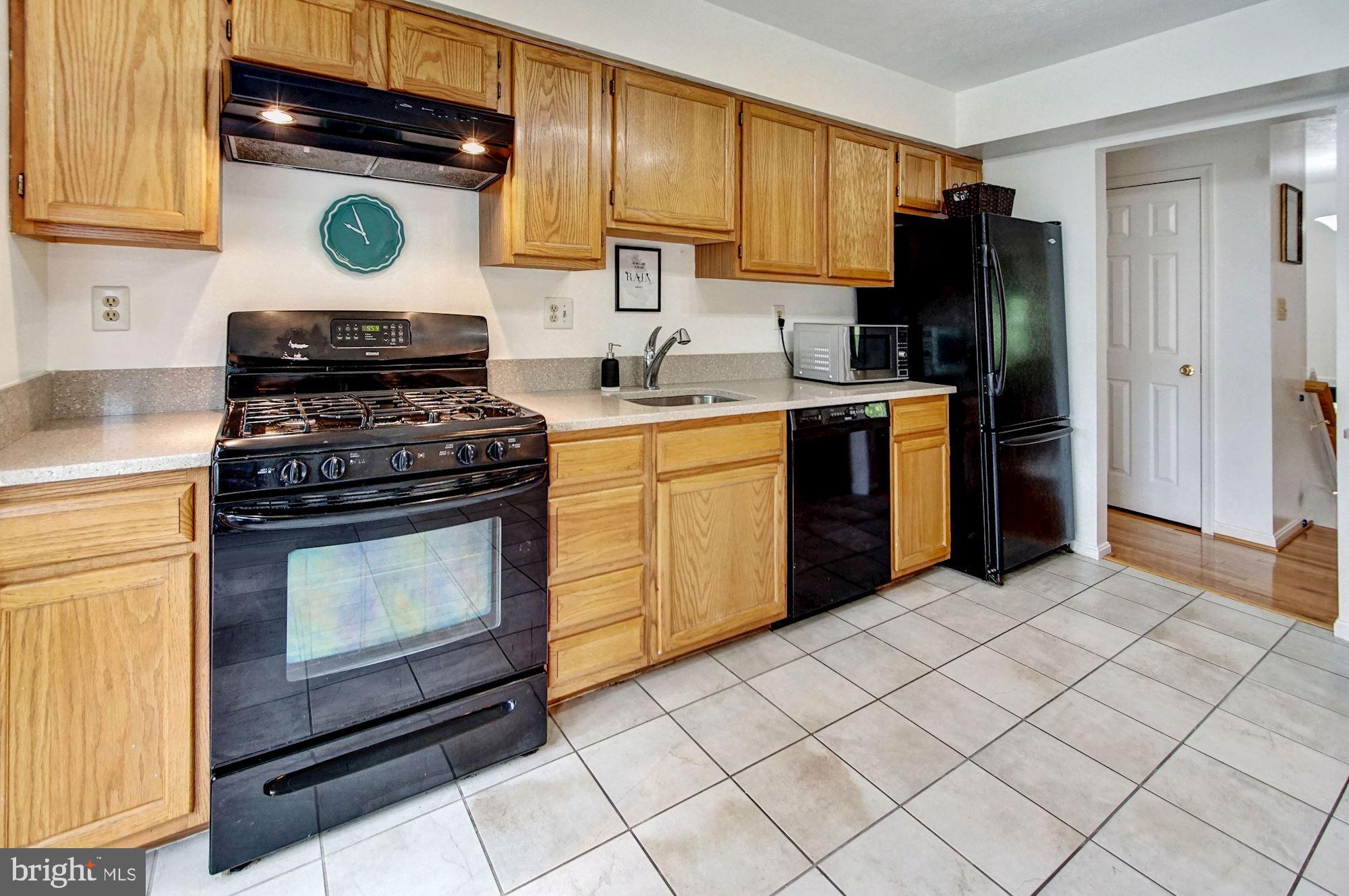 12122 Birchview Drive Clinton, MD 20735 - Photo 6 of 28