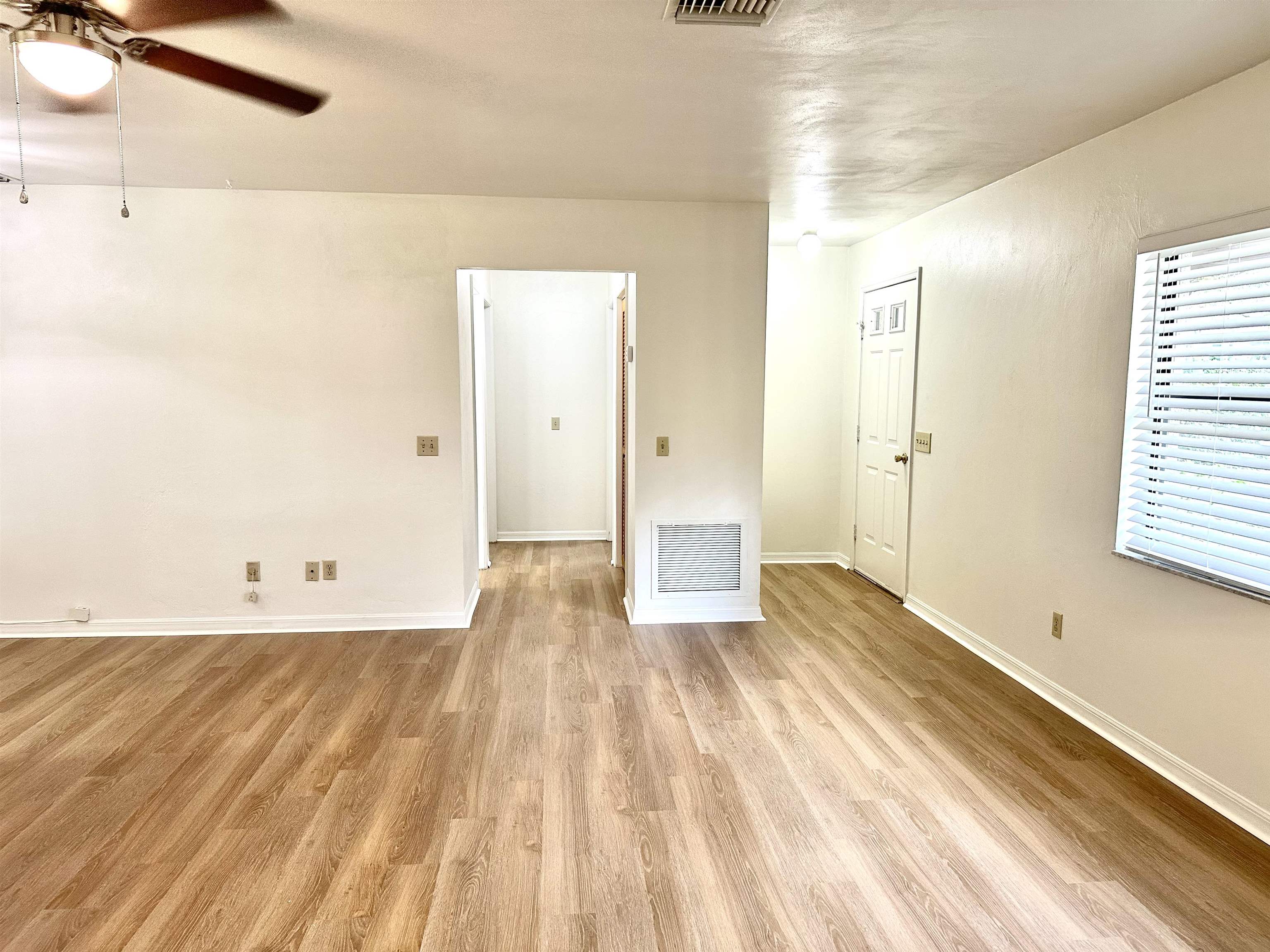 120 Vassar Road St. Augustine South, FL 32086 - Photo 3 of 24 a view of a room with wooden floor and small space