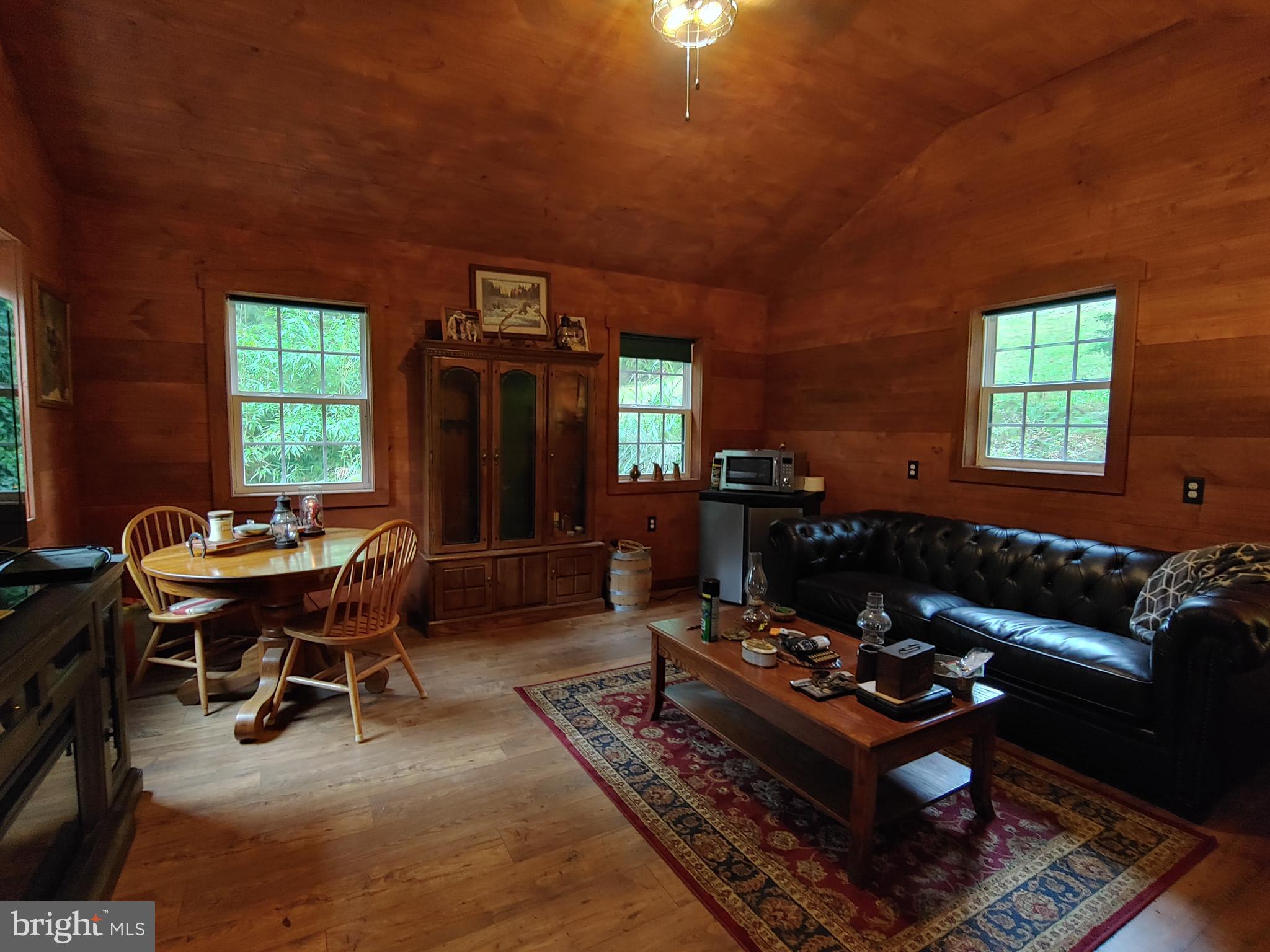 252 McCall Road Delta, PA 17314 - Photo 2 of 29 Gallery Image 2