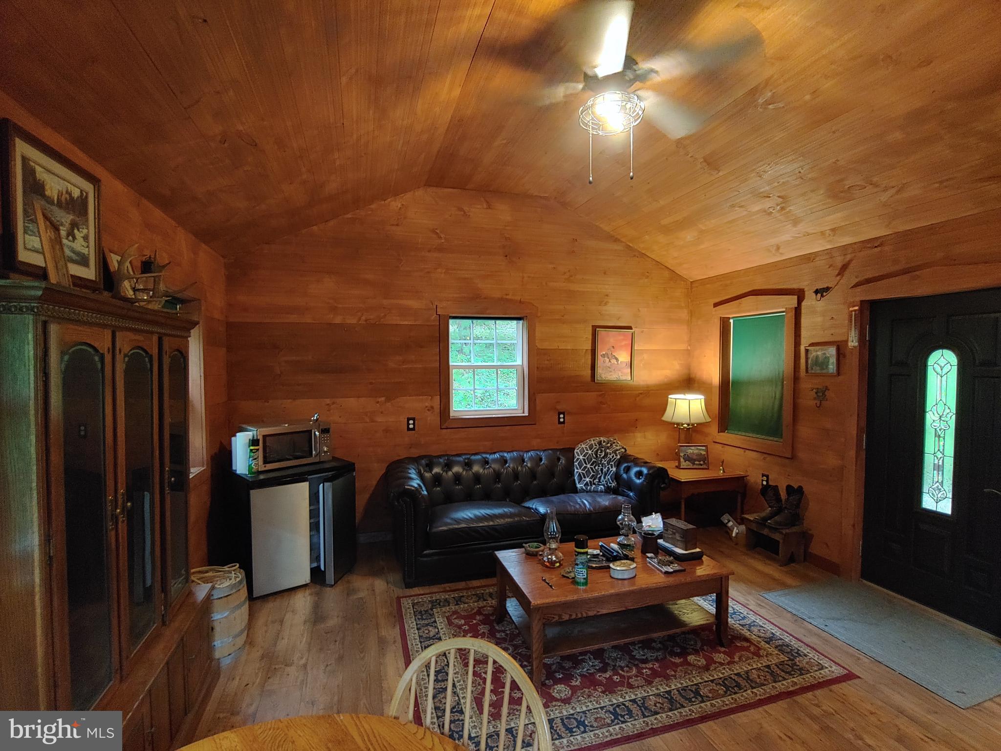 252 McCall Road Delta, PA 17314 - Photo 5 of 29 Gallery Image 5