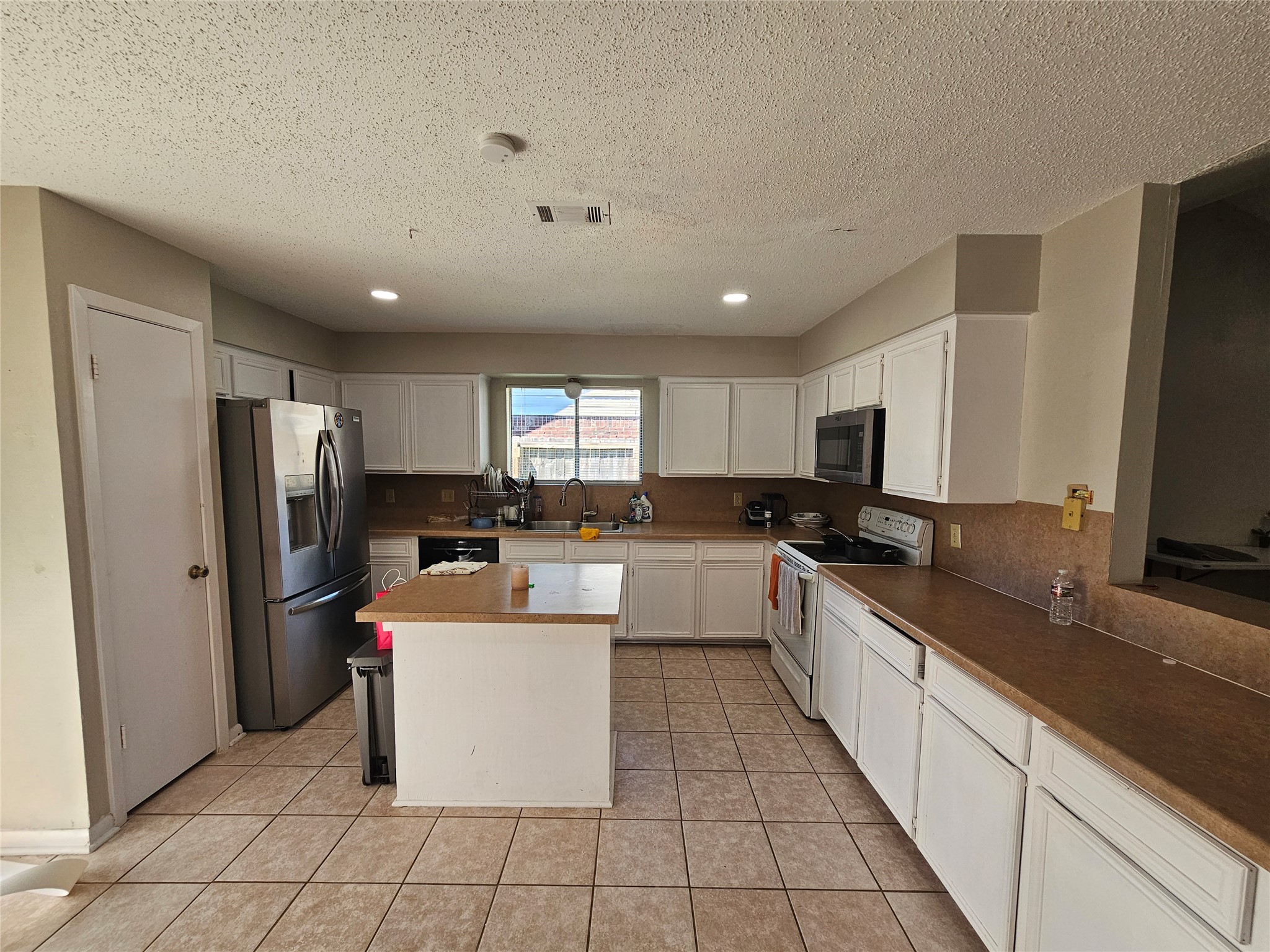 16715 Rockbend Houston, TX 77084 - Photo 7 of 23