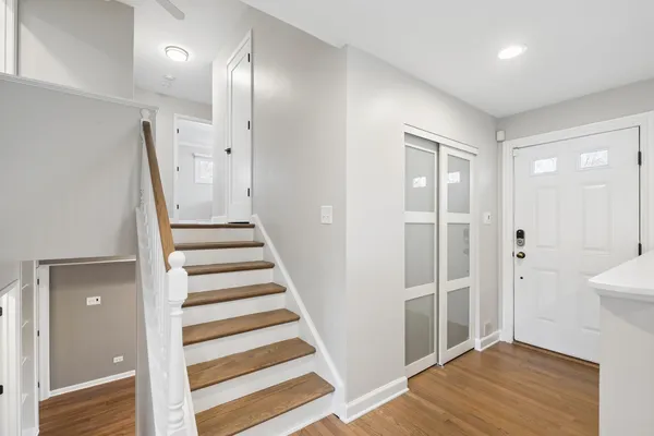 $549,000 | 1327 Central Avenue, Deerfield, IL 60015