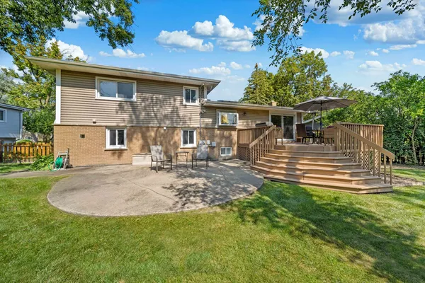 $549,000 | 1327 Central Avenue, Deerfield, IL 60015