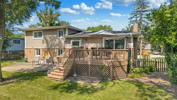 $549,000 | 1327 Central Avenue, Deerfield, IL 60015
