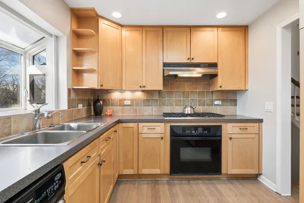 $549,000 | 1327 Central Avenue, Deerfield, IL 60015