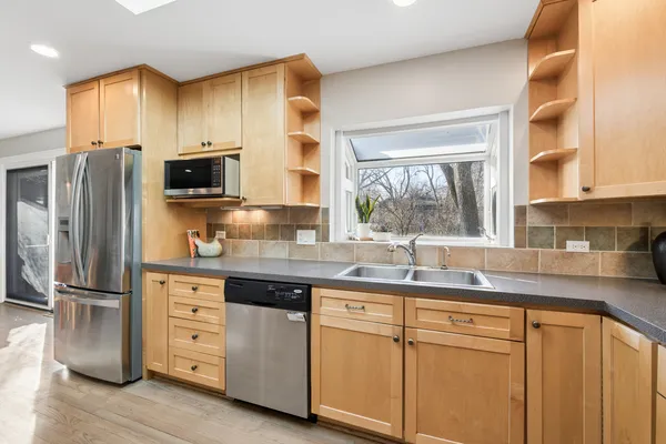 $549,000 | 1327 Central Avenue, Deerfield, IL 60015